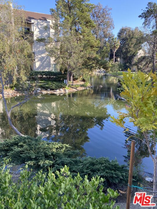 view of water feature