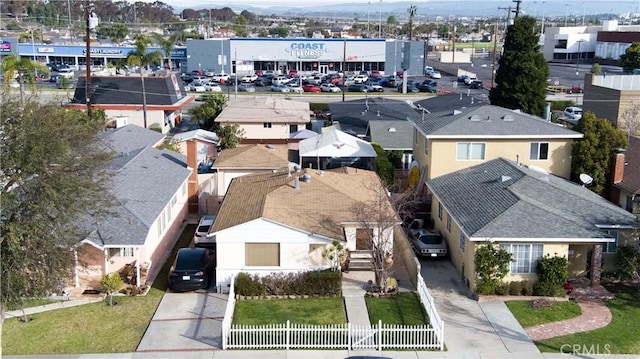 birds eye view of property featuring a residential view