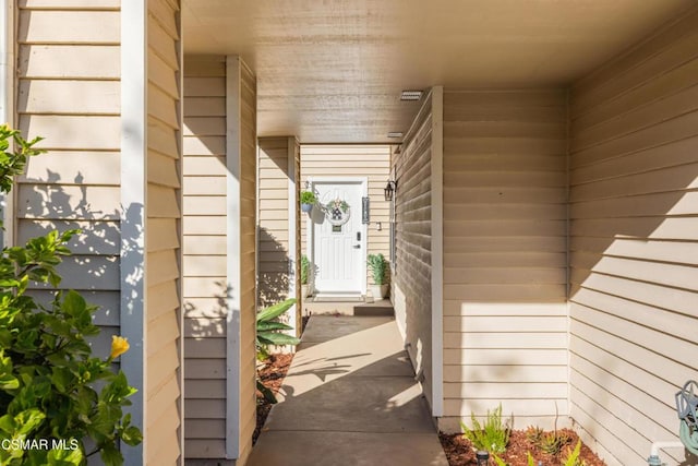 view of property entrance