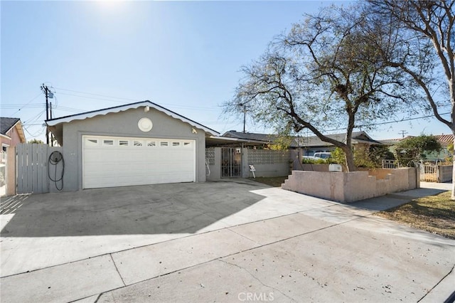 single story home featuring a garage