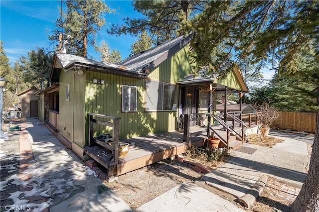 view of front of home featuring a deck