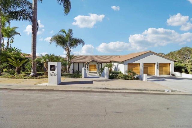 view of front facade with a garage