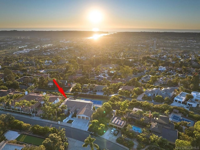 view of aerial view at dusk