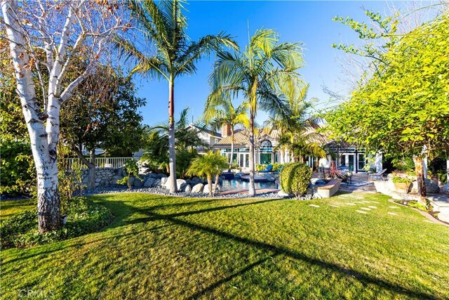 view of yard with a patio area