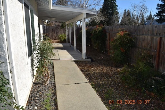 view of yard with a patio