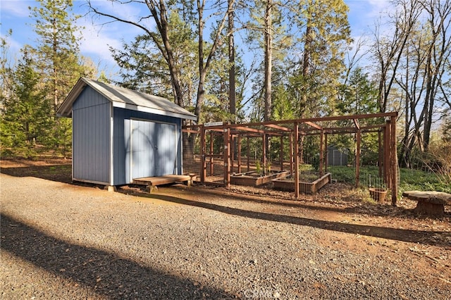 view of outbuilding