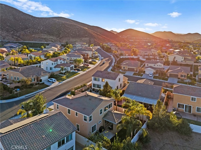 bird's eye view featuring a mountain view