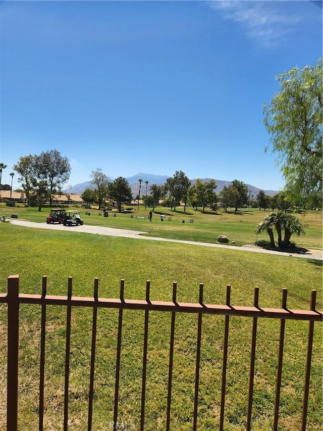 view of yard with a mountain view