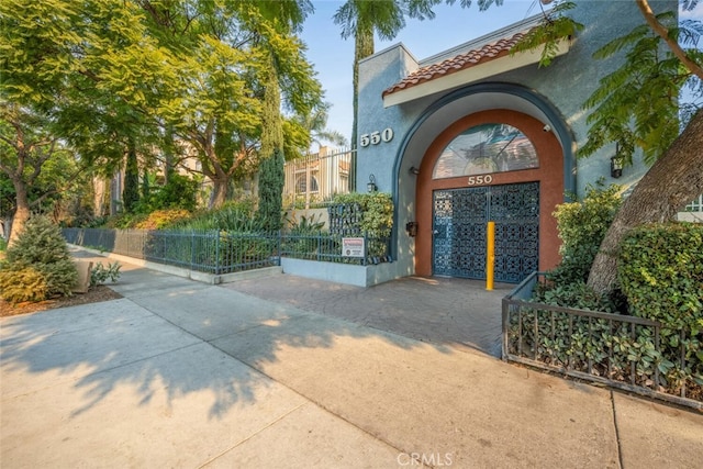 view of property entrance