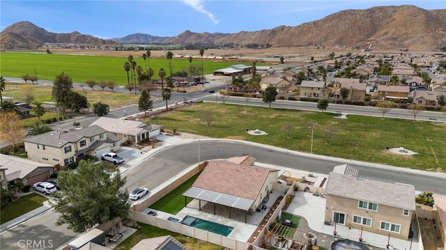 bird's eye view with a mountain view