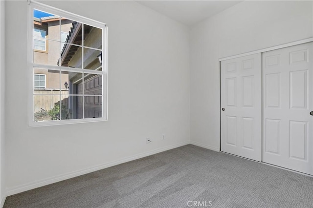 spare room with carpet flooring