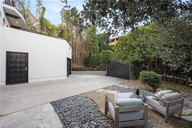 view of patio / terrace featuring outdoor lounge area