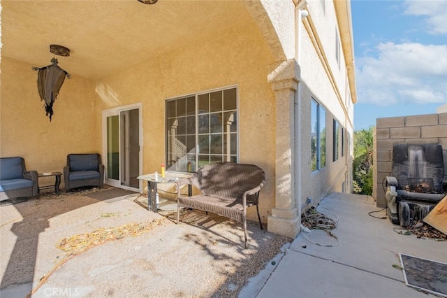 view of patio with outdoor lounge area