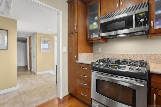 kitchen featuring stainless steel appliances