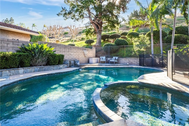 view of swimming pool