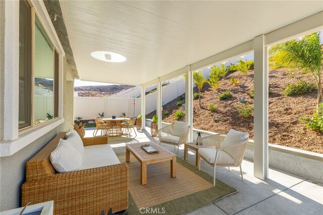 view of sunroom / solarium