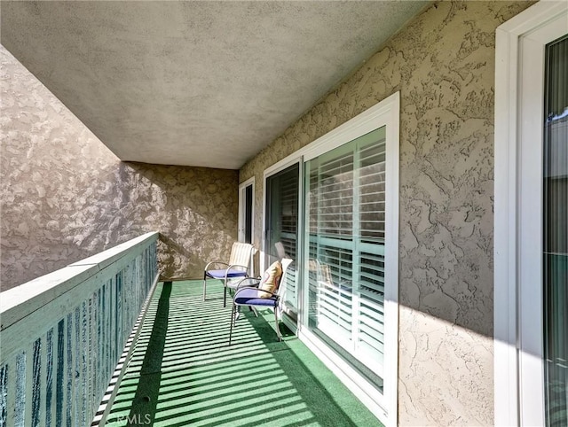 balcony with a sunroom