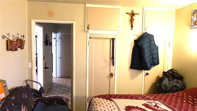 bedroom with a closet