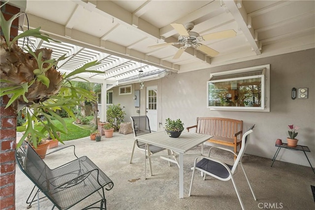 view of patio featuring ceiling fan and a pergola