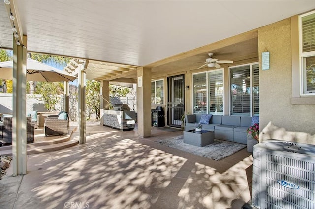 view of patio / terrace featuring an outdoor hangout area and ceiling fan