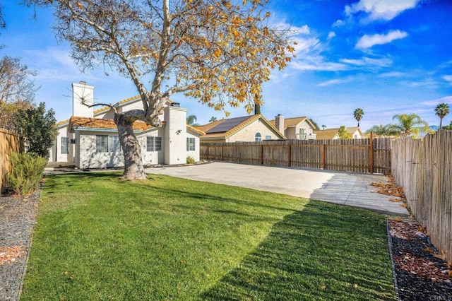 view of yard with a patio