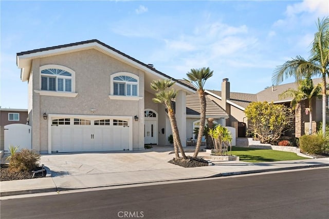 view of front facade featuring a garage