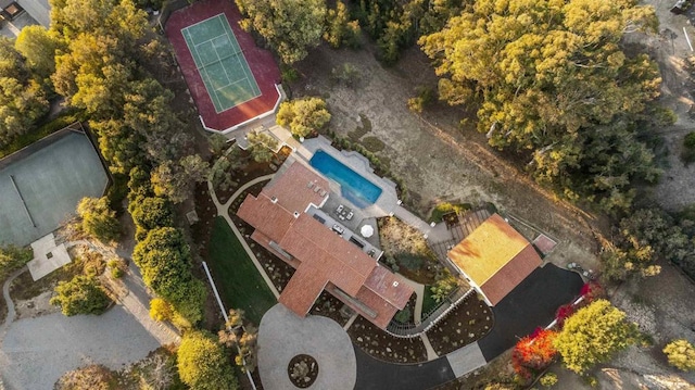 birds eye view of property