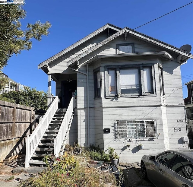 view of front of house