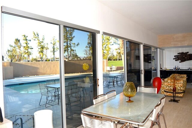 view of sunroom / solarium