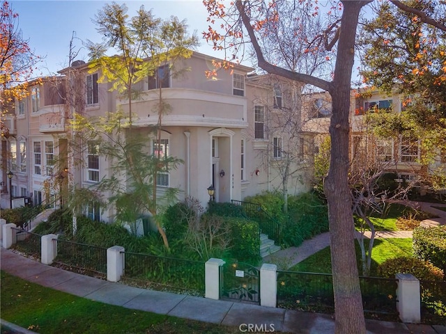 view of mediterranean / spanish-style house