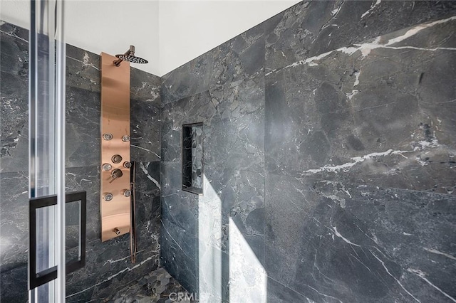 20 Flores, Lake Forest, CA 92610 - bathroom with a shower