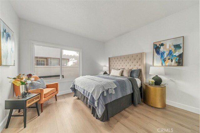 20 Flores, Lake Forest, CA 92610 - bedroom with light hardwood / wood-style floors