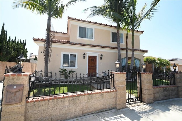 view of mediterranean / spanish-style house