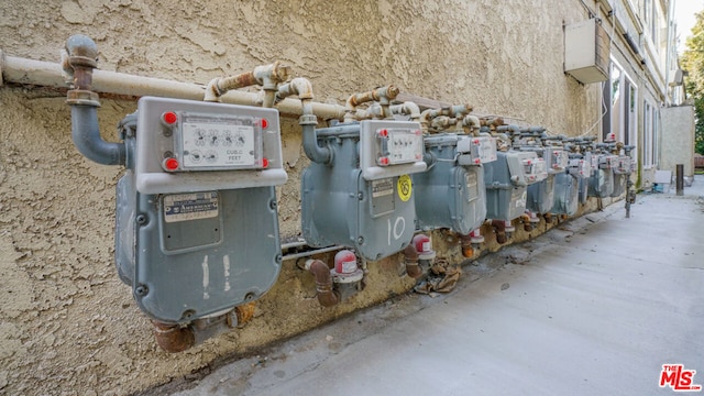 view of utility room