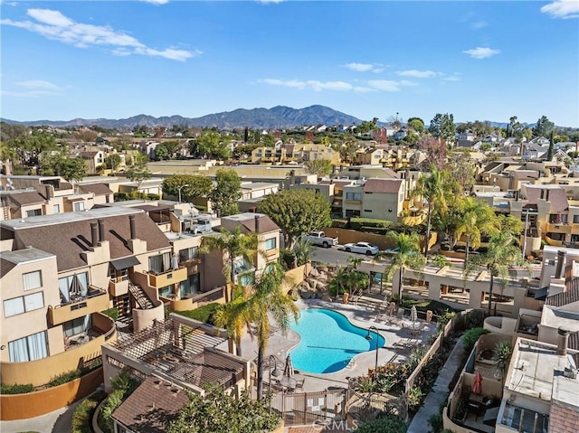 bird's eye view featuring a mountain view