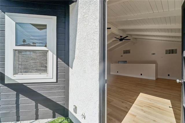 1536 Wollacott St, Redondo Beach, CA 90278 - detailed view of stucco siding
