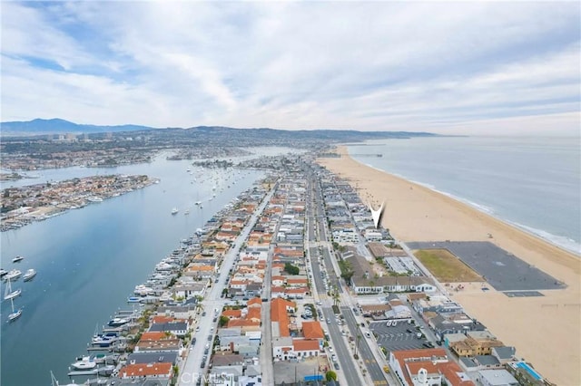 bird's eye view featuring a water and mountain view
