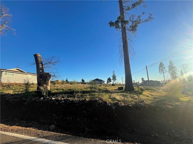 Listing photo 2 for 658 Bille Rd, Paradise CA 95969