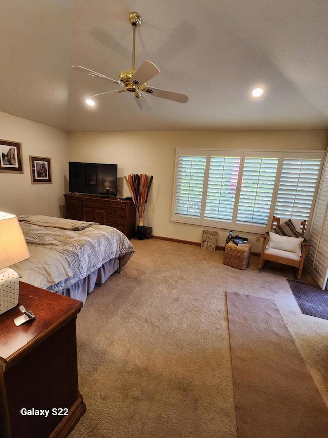 bedroom featuring carpet floors and ceiling fan