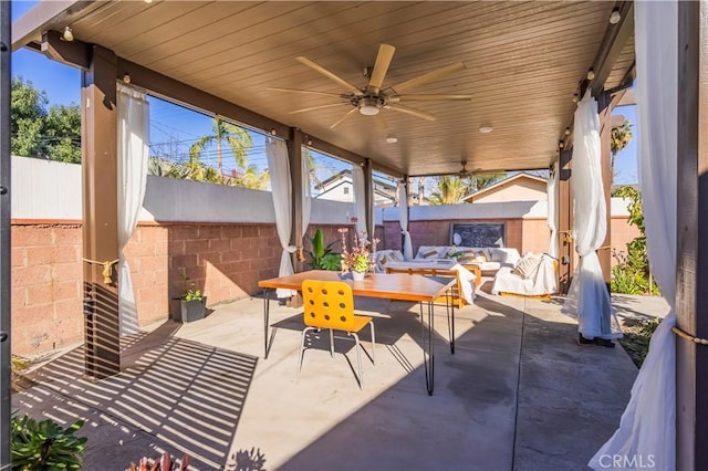 view of patio / terrace featuring an outdoor hangout area and ceiling fan