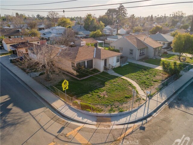 birds eye view of property featuring a residential view