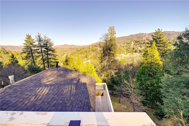 bird's eye view featuring a mountain view