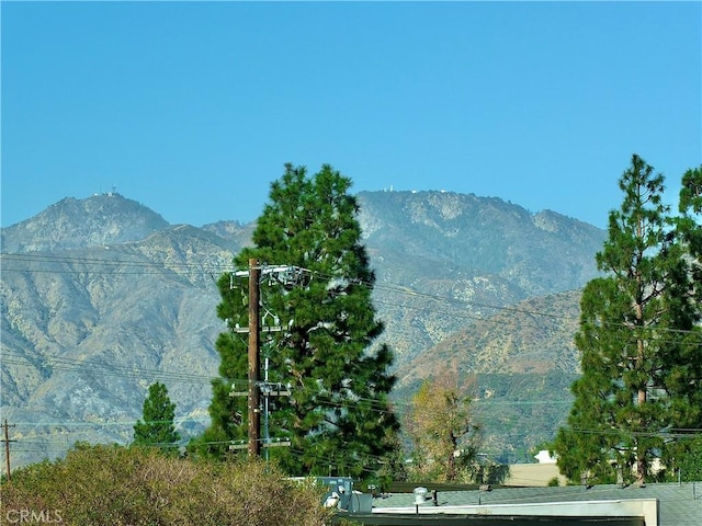 view of mountain feature