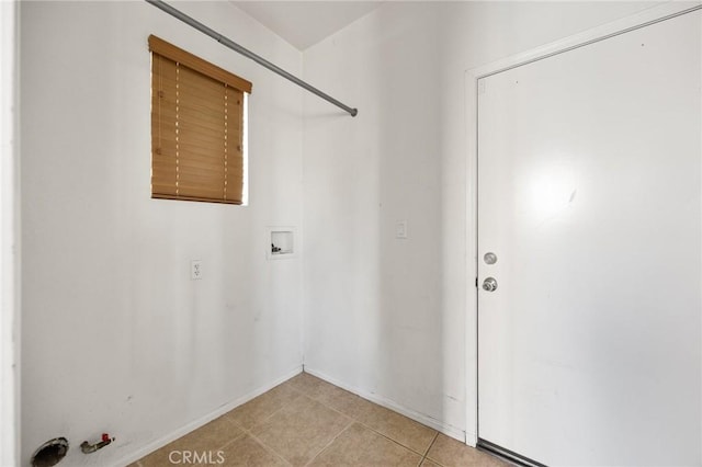 laundry room featuring hookup for a washing machine, hookup for a gas dryer, and light tile patterned floors