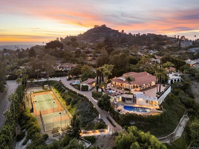 view of aerial view at dusk