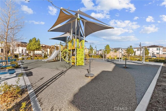 15992 Jamie Ln Unit 1, Fontana, CA 92336 - community playground featuring a residential view