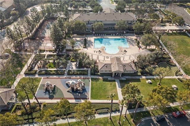15992 Jamie Ln Unit 1, Fontana, CA 92336 - aerial view of property and surrounding area featuring a pool