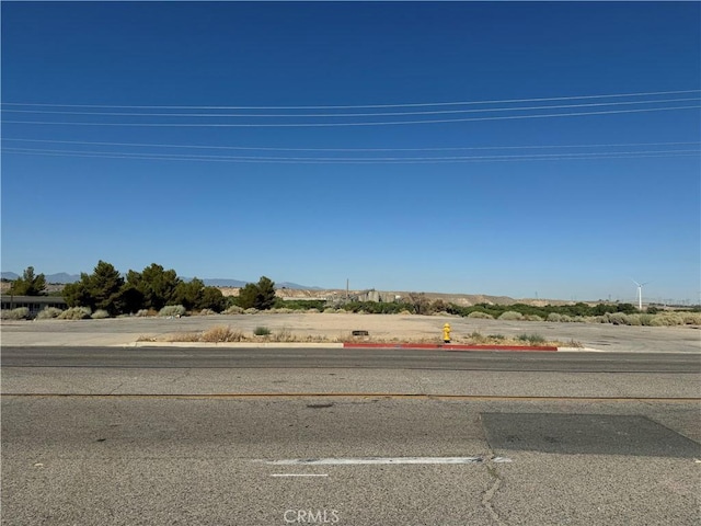 Listing photo 3 for 16916 Stoddard Wells Rd, Victorville CA 92395