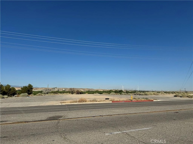 Listing photo 2 for 16916 Stoddard Wells Rd, Victorville CA 92395