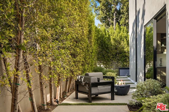 view of patio / terrace with grilling area